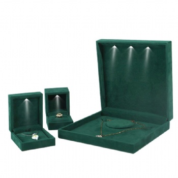 JV-22 velvet jewelry box with LED light